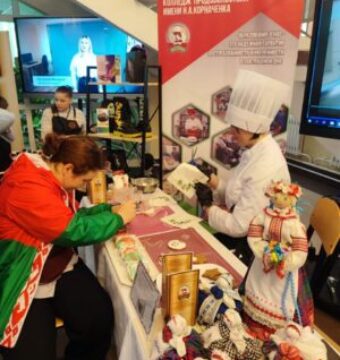 photo_2025-11-21_08-27-16-300×400